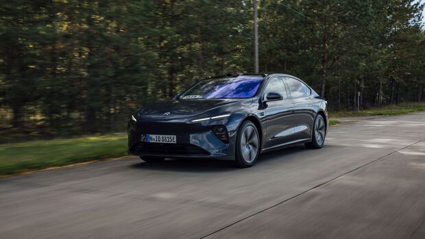 Nio ET7
