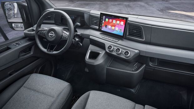 Nissan Interstar 2024