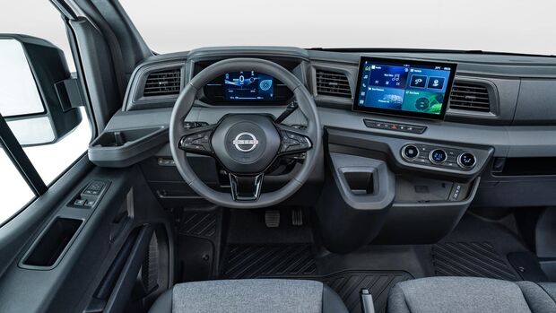 Nissan Interstar 2025