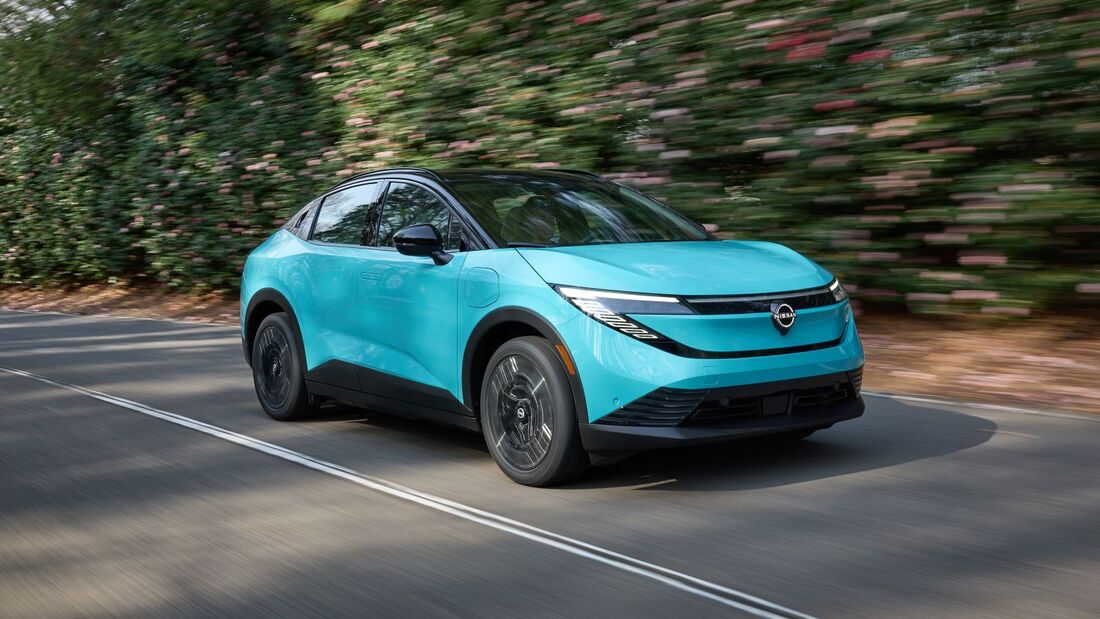 Nissan Leaf  2025