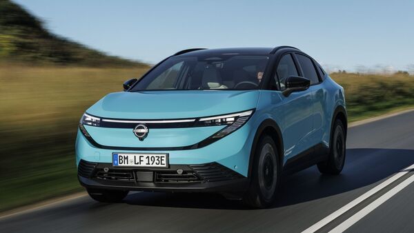 Nissan Leaf  2025