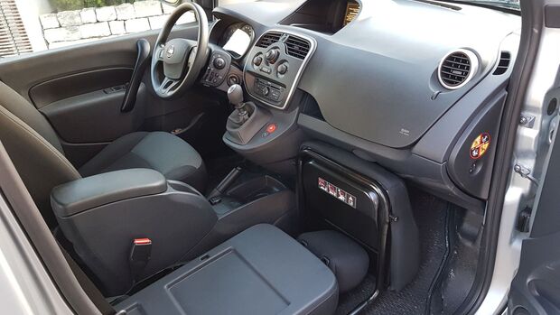 Nissan NV250 2020