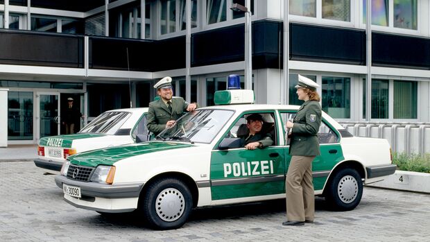 Opel Ascona C