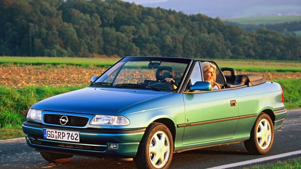 Opel Astra Cabro