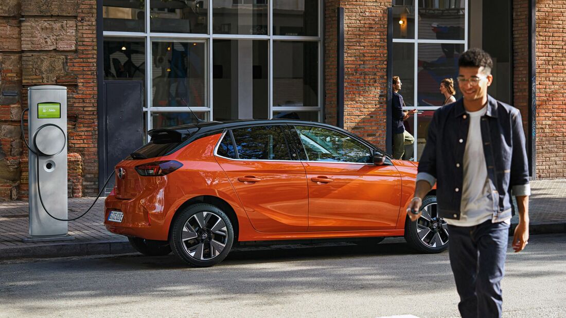 Opel Corsa-e 2020, E-Auto, Elektroauto, Kabel, Ladesäule, laden