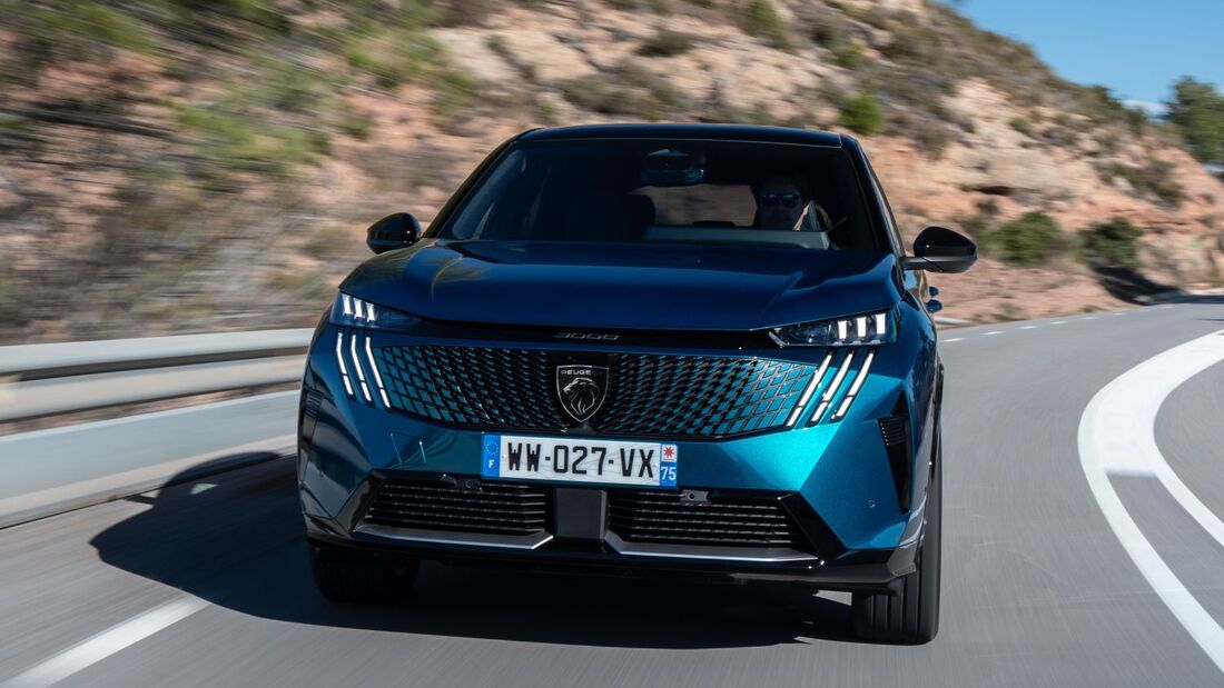 Peugeot E-3008 2024