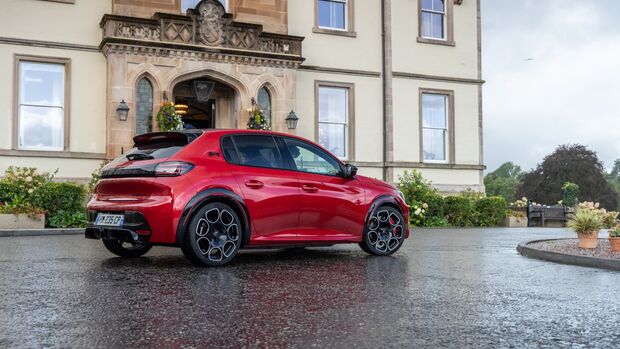 Peugeot e-208 GTi 2026