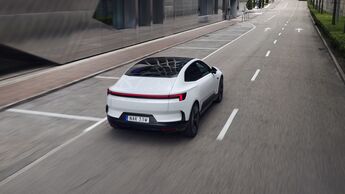Polestar 4 2024