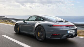Porsche 911 GTS 2024
