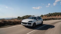 Porsche Cayenne E-Performance 2023