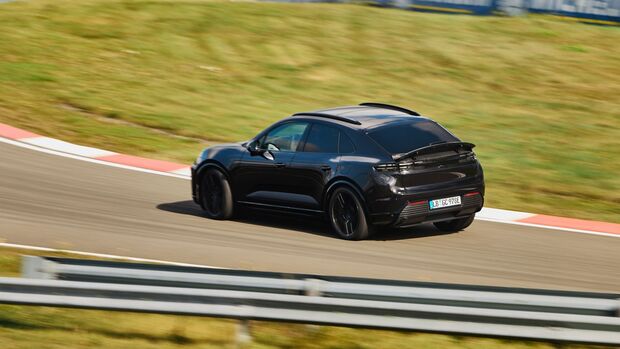 Porsche Macan 2024
