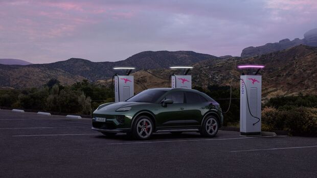 Porsche Macan Electric 2025