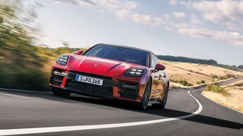 Porsche Panamera 2024
