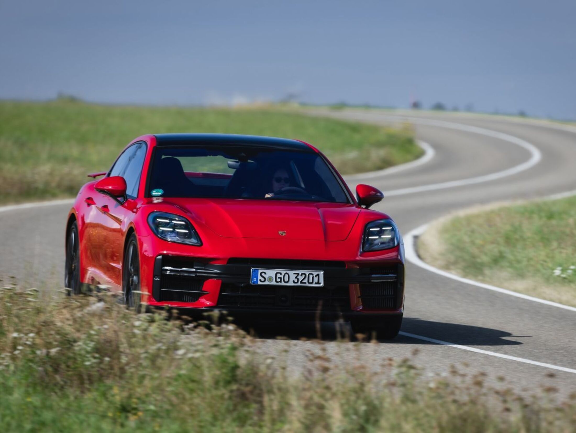 image.title Porsche Panamera : Facelift mit Hybrid-Power  firmenauto Porsche Panamera 2025 Facelift Details