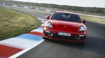 Porsche Panamera GTS 2018