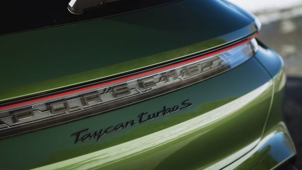Porsche Taycan Sport Turismo 2022
