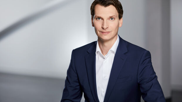 Porträtfoto zur Berichterstattung über den Wechsel von Jan-Hendrik Hülsmann und seine neue Rolle im Volkswagen-Konzern ab 2026.