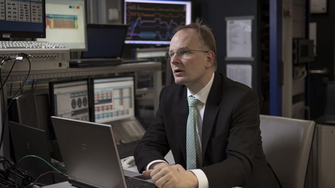 Professor Dr Thomas Koch