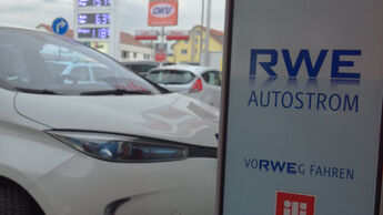 Renault Zoe Elektroauto laden RWE Ladesäule