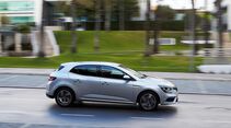 Renault bei Firmenauto des Jahres 2016