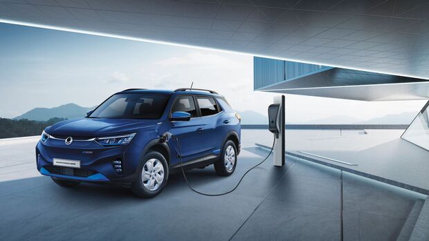 SSangyong Korando e-Motion 2022, E-Auto, Ladesäule, laden