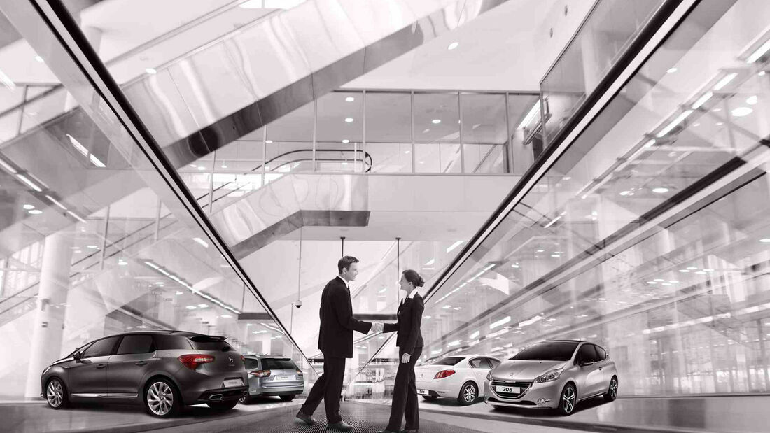 Sixt Corporate CarSharing wird als eigenständiges Produkt von Sixt Leasing und PSA positioniert und besteht unabhängig vom Premium-Carsharing-Angebot DriveNow. 