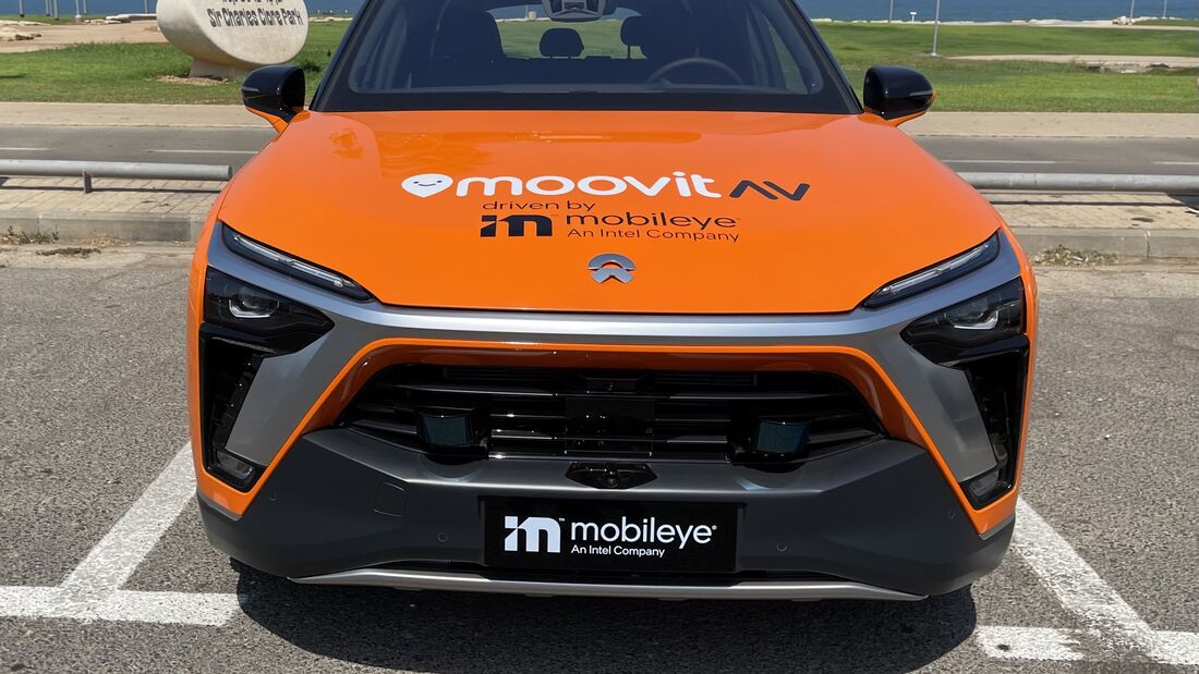 Sixt Mobileye 2022