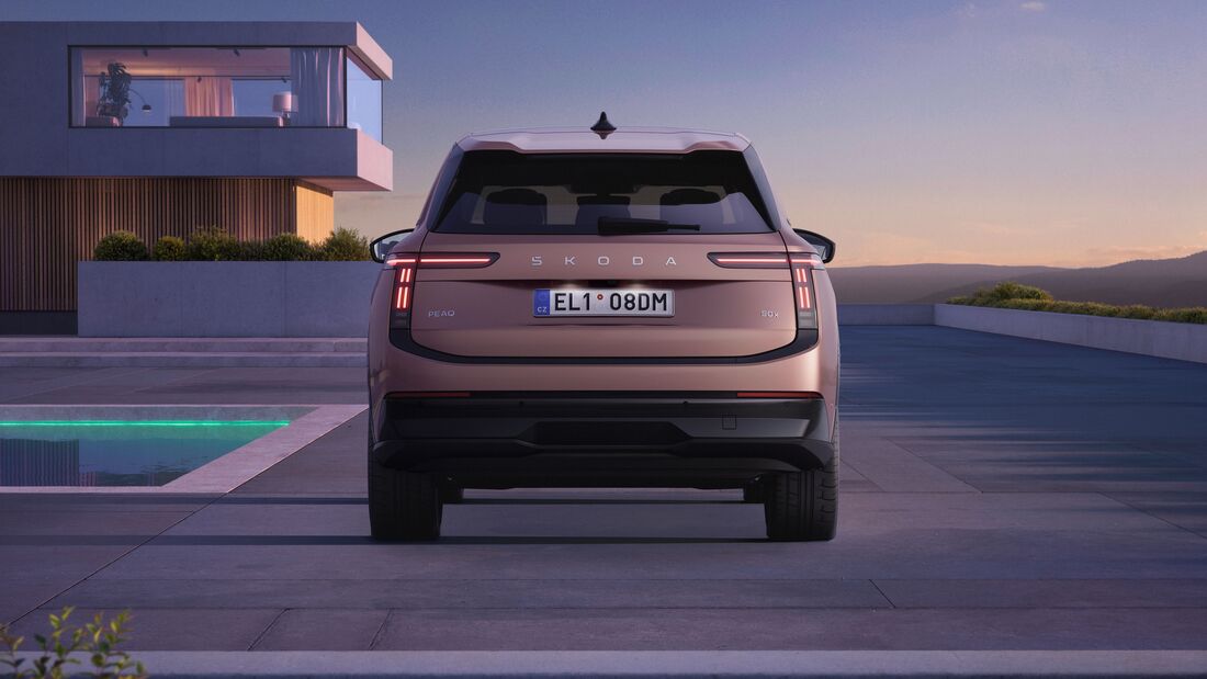 Skoda Peaq als großes Elektro-SUV mit Außenansichten, Innenraumdetails, Frunk, Kofferraum und digitalem Schlüssel