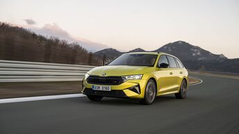 Skoda RS 2025
