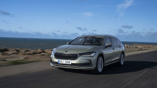 Skoda Superb Combi 2023