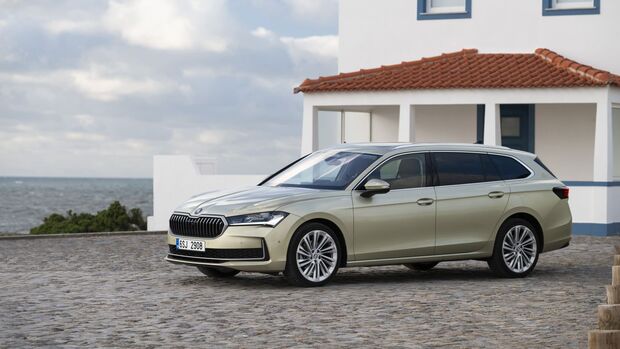 Skoda Superb Combi 2023