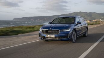 Skoda Superb Combi 2023