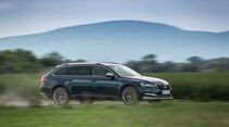 Skoda Superb Scout 2019