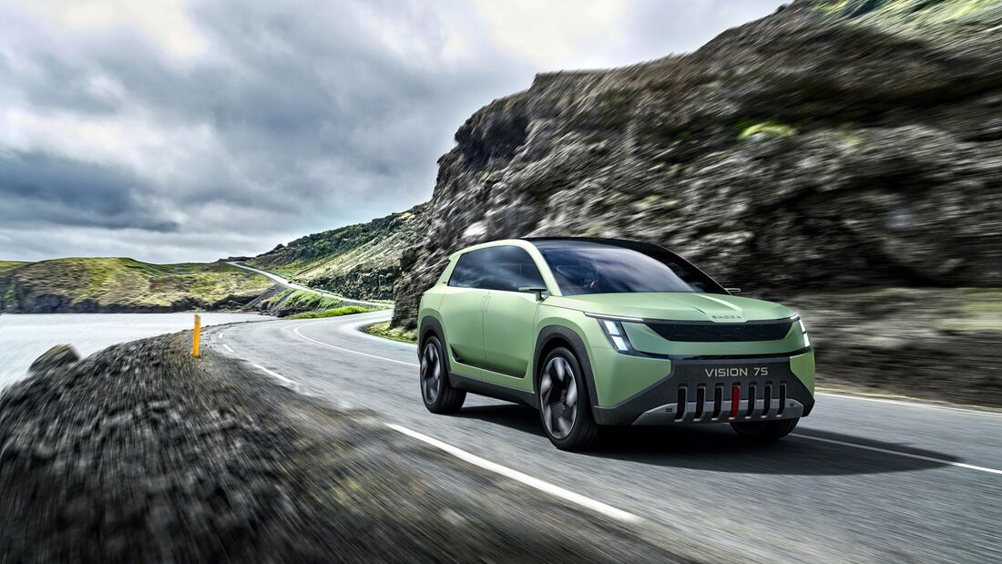 Skoda Vision 7 S 2022
