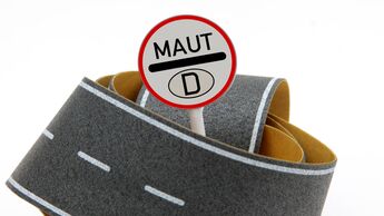 Symbolbild fuer die anhaltende Diskussion ueber die Maut Einfuehrung und deren Rentabilitaet in Deut