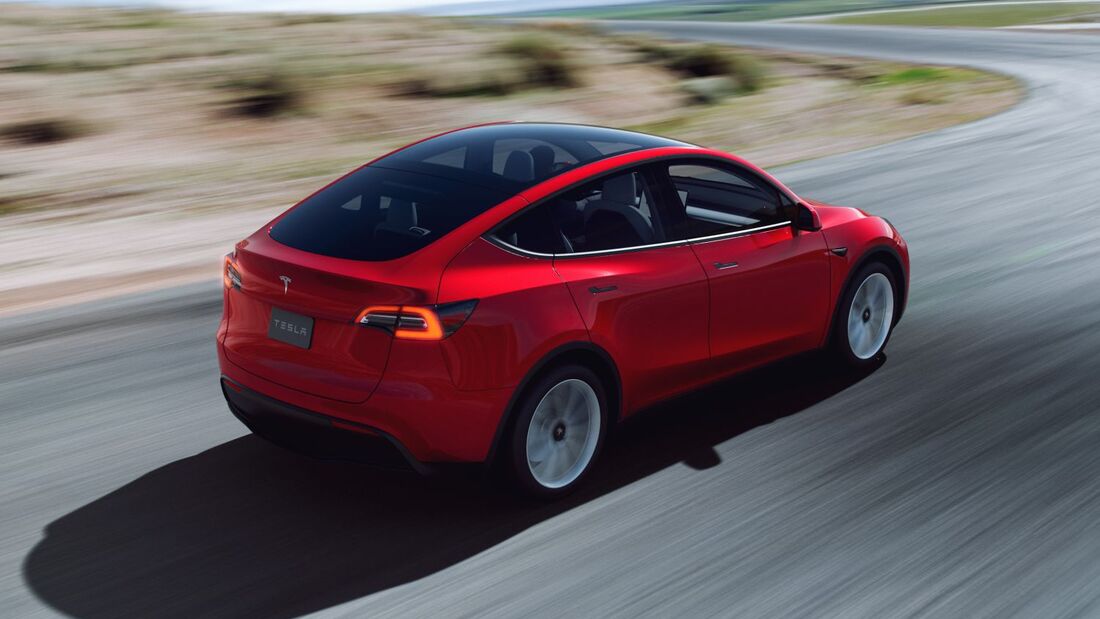 Tesla Model Y 2023