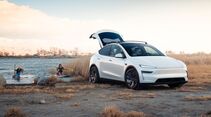Tesla Model Y 2025