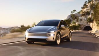 Tesla Model Y 2025