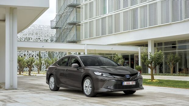 Toyota Camry 2019
