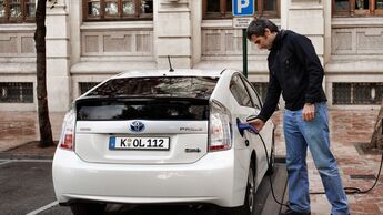 Toyota Prius, Hybrid