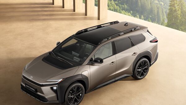 Toyota bZ4X Touring 2026