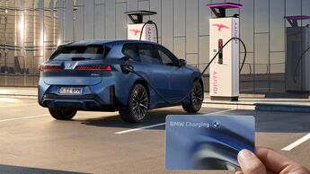 Über die neue Flottenlösung von BMW und MINI Charging lassen sich Ladevorgänge zentral verwalten und abrechnen. Fahrer profitieren von denselben Tarifen und Funktionen wie Privatkunden.