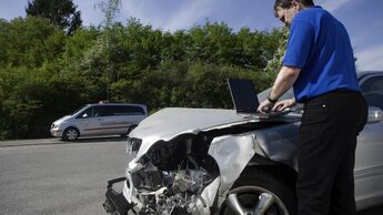 Unfall, Versicherung, Schadenregulierung