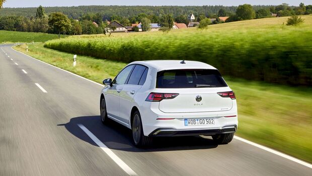 VW Golf VIII 2025