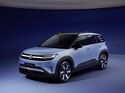 VW ID.Cross in Hellblau als elektrisches SUV in der Frontansicht.
