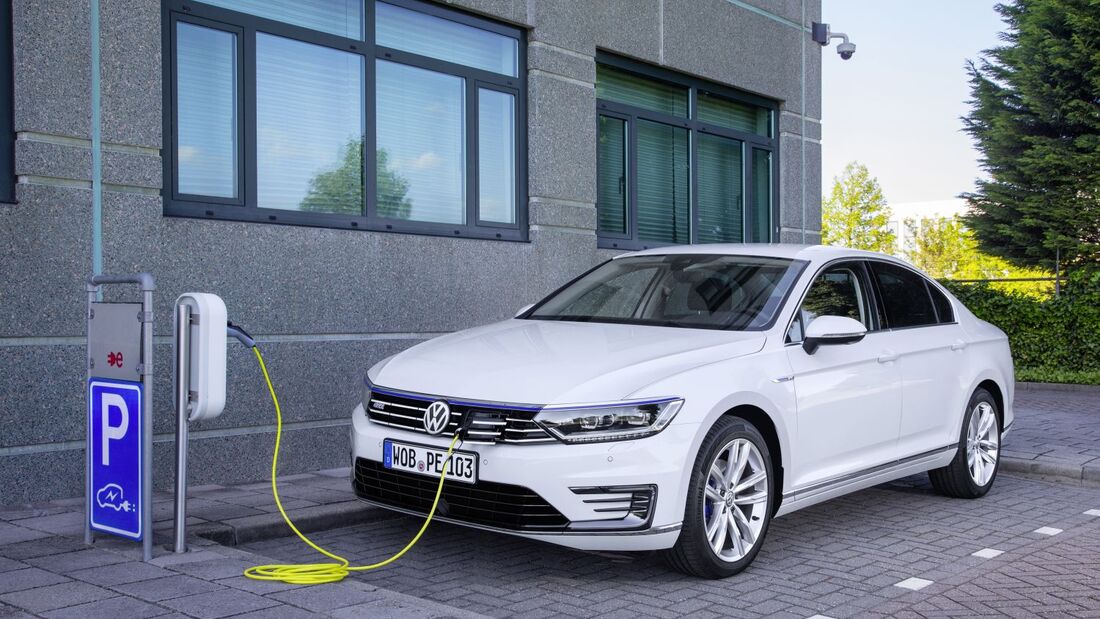 VW Passat GTE