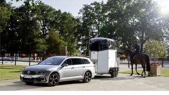 VW Passat GTE 2023