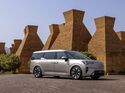 Volvo EM90 2025
