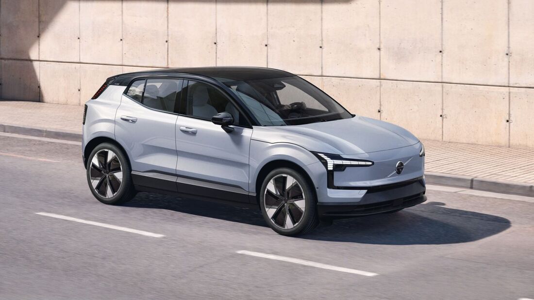Volvo EX30 2023