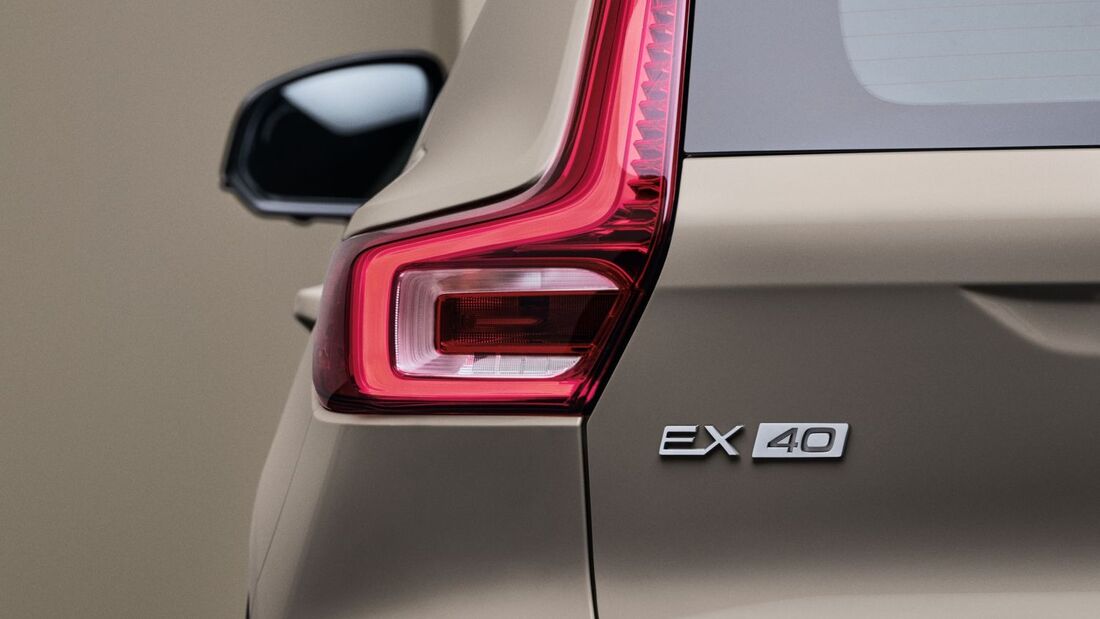 Volvo EX40 2024